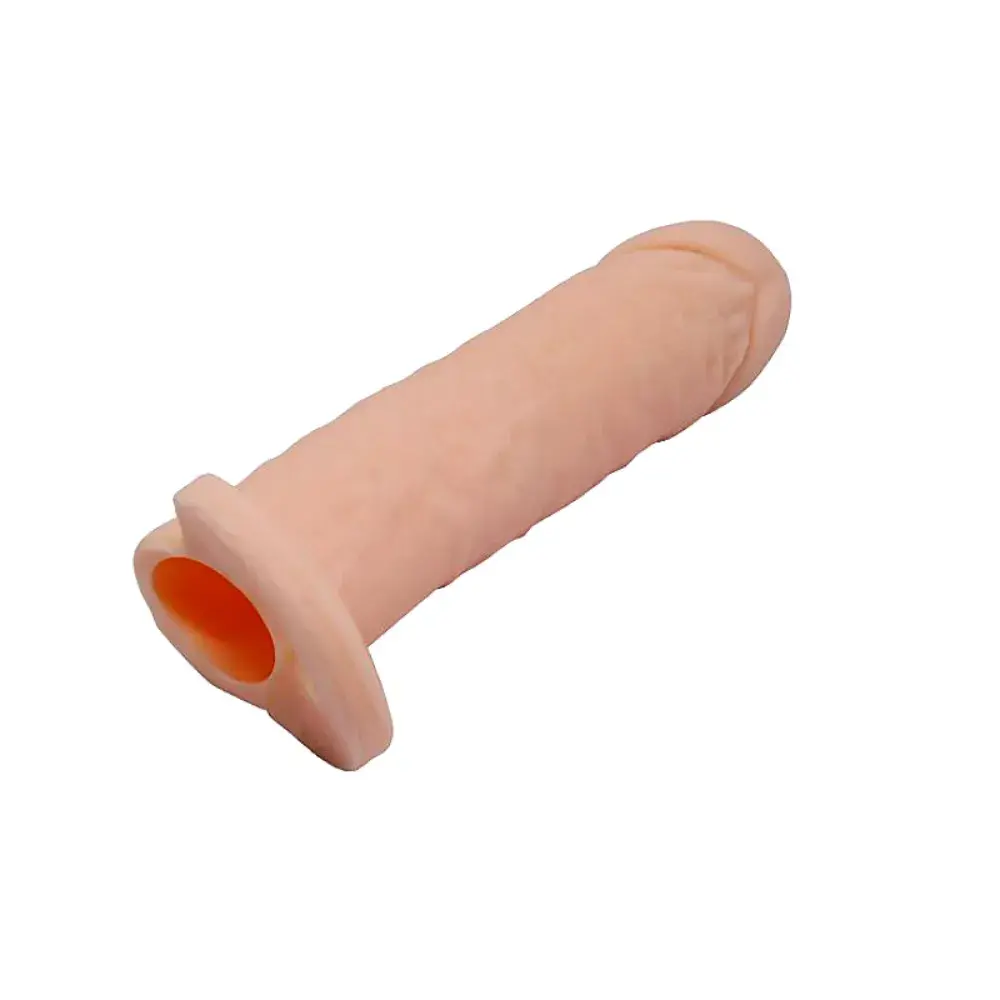 Homens usando capa peniana